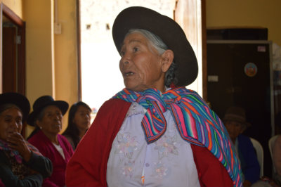 Photo: Mildred Garcia. Meeting of elderly association in Peru - project to end violence against older women